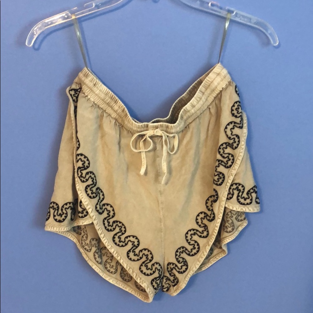 Tan/Cream, Black Earthbound flowy stretchy shorts